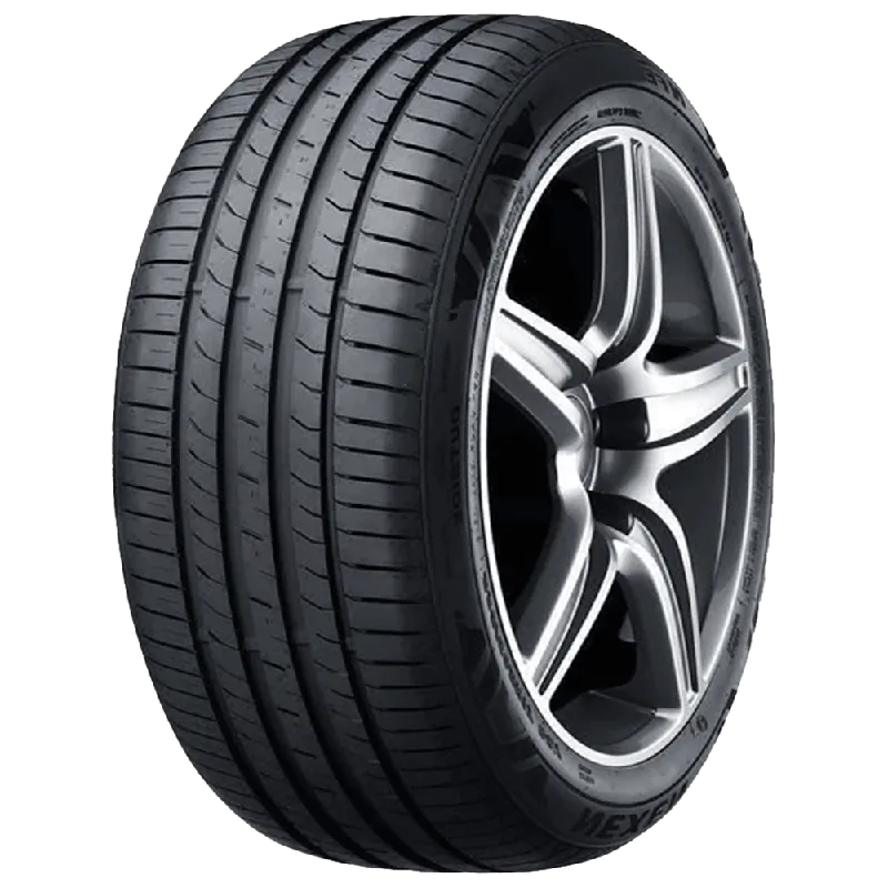 Super ofertă Anvelopa Vara 215/55R17 98W Nexen Nfera-primus