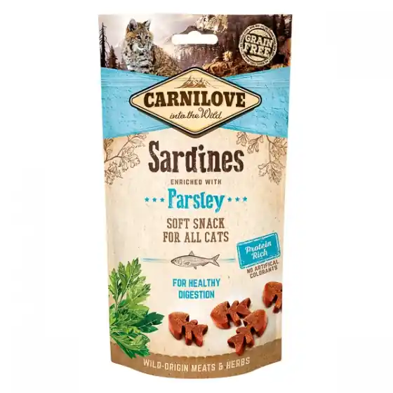Ofertă Carnilove Cat Semi Moist Snack Sardine with Parsley 50 g