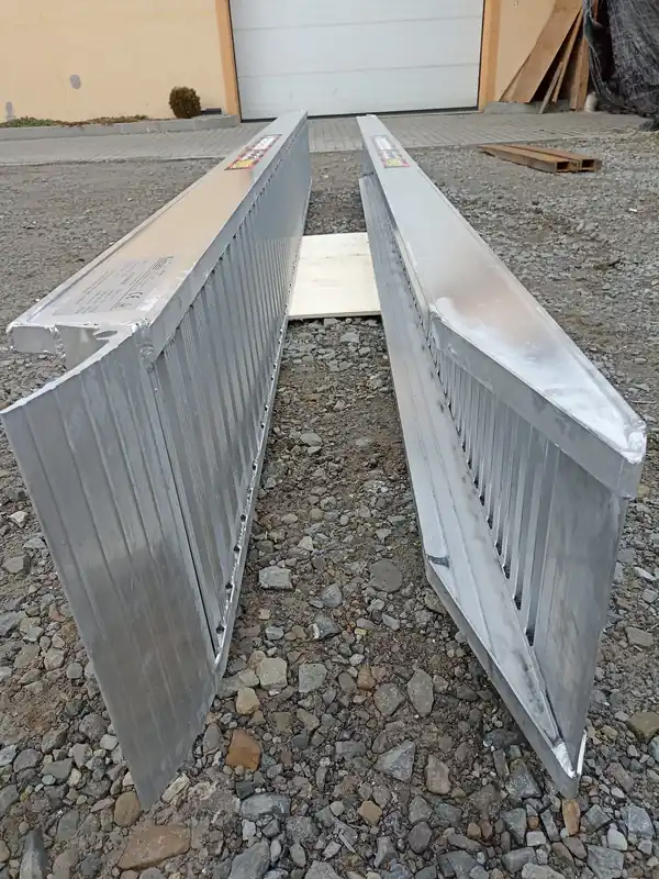 Rampe de încărcare/descarcare aluminiu 3500 x 400 mm, 5220 kg Noutate